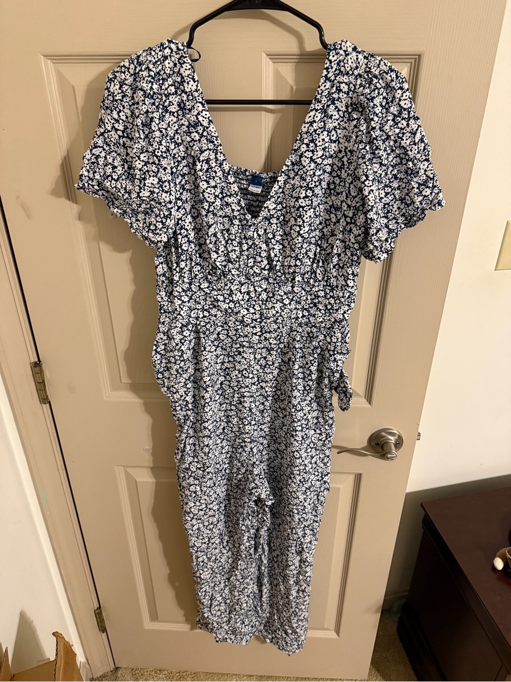 Old Navy Navy and White Floral Short Sleeve Jumpsuit